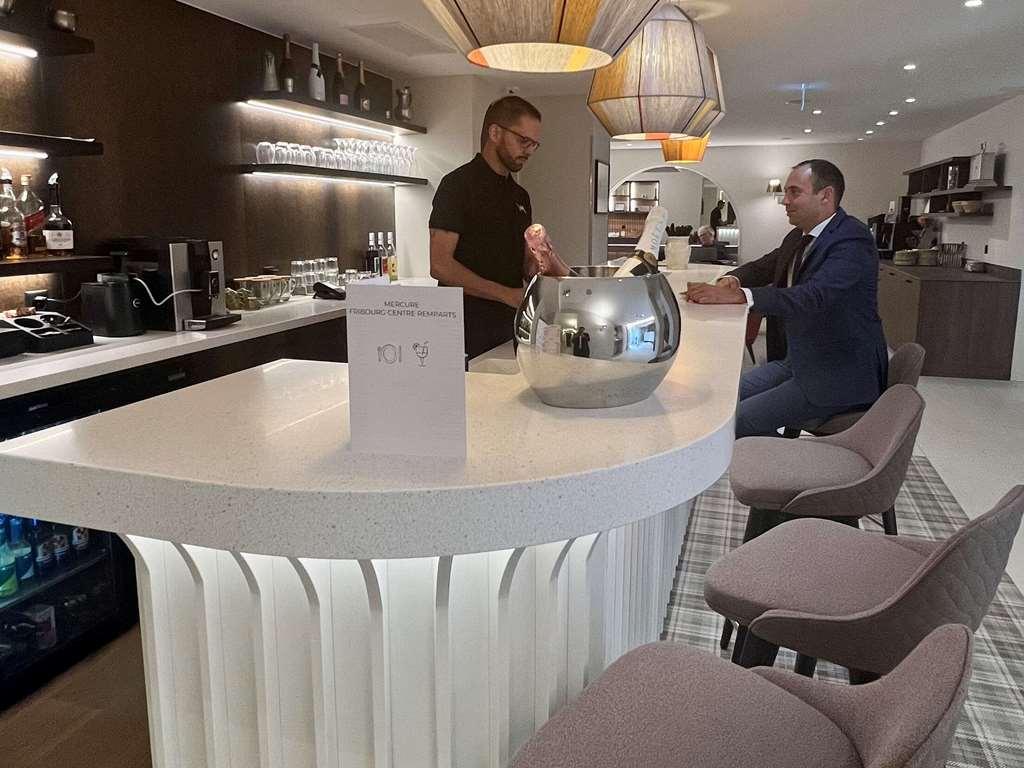 Hotel Mercure Centre Remparts 4*